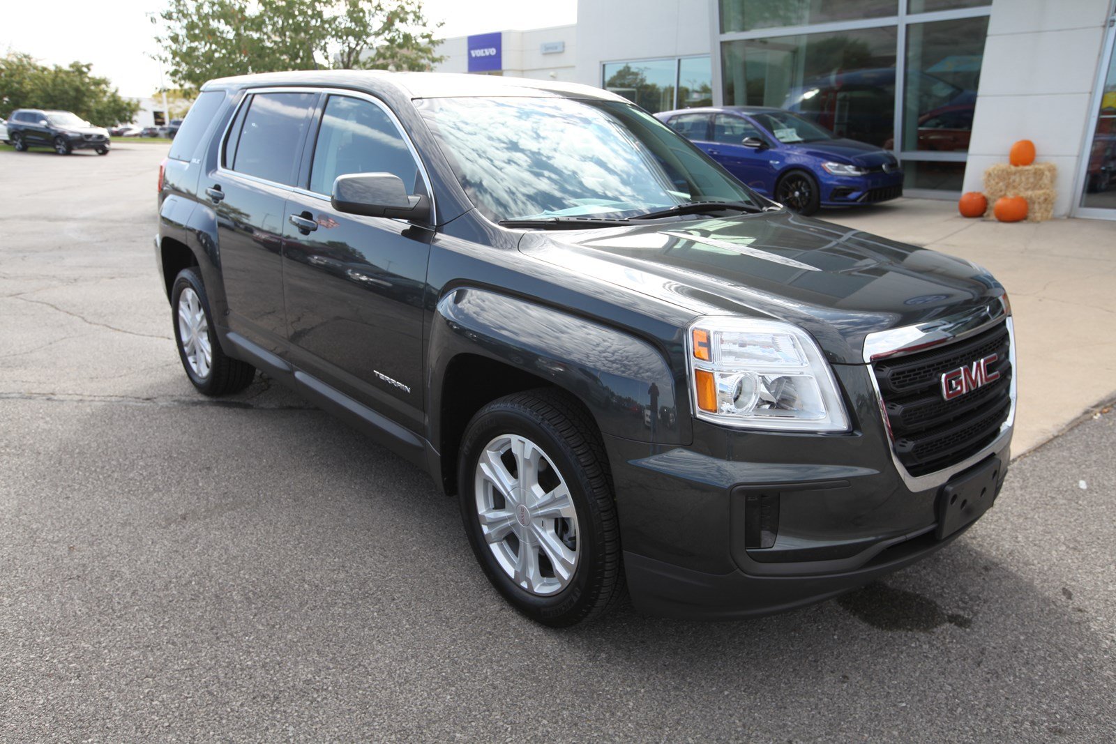 Pre Owned 2017 Gmc Terrain Sle Fwd Sport Utility