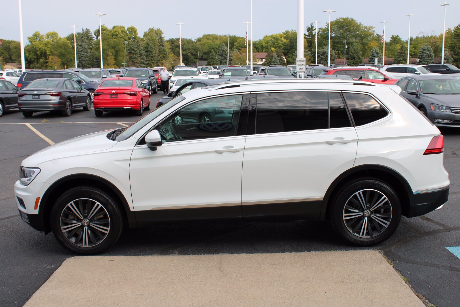 Pre-Owned 2018 Volkswagen Tiguan SEL AWD W/ Moonroof Sport Utility in ...